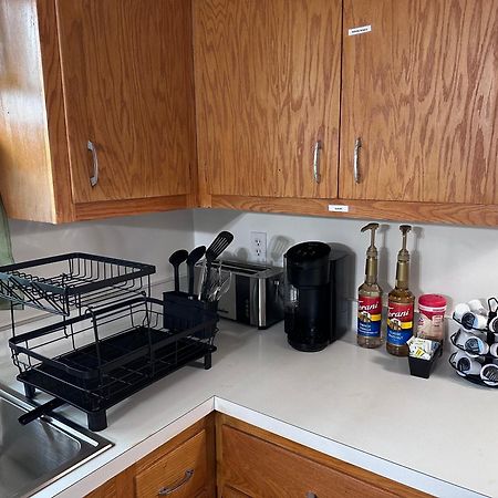 Апартаменты Elite Casa Collection -Free Coffee, Parking, And Wi-Fi Милуоки Экстерьер фото