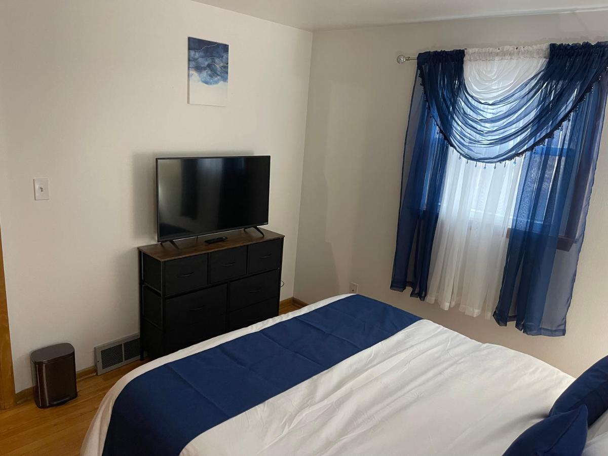 Апартаменты Elite Casa Collection -Free Coffee, Parking, And Wi-Fi Милуоки Экстерьер фото