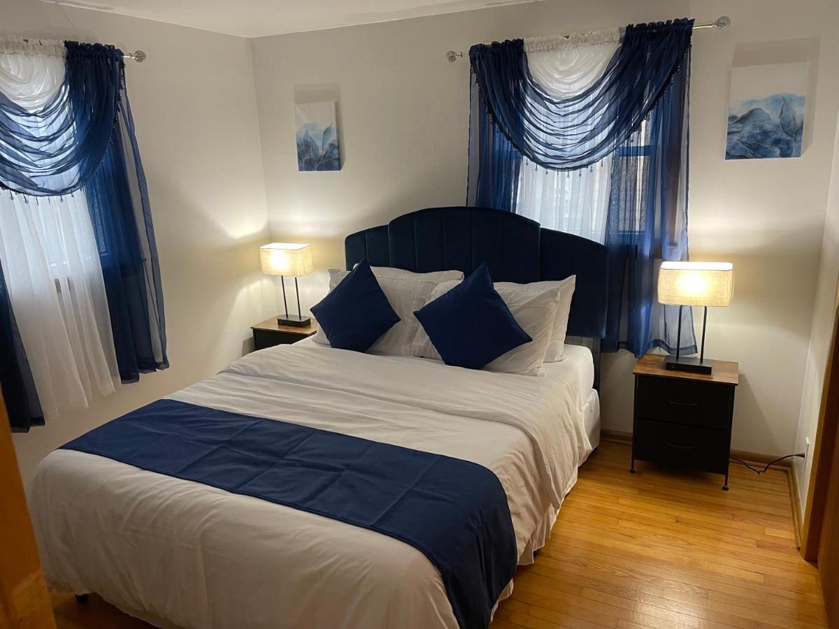 Апартаменты Elite Casa Collection -Free Coffee, Parking, And Wi-Fi Милуоки Экстерьер фото